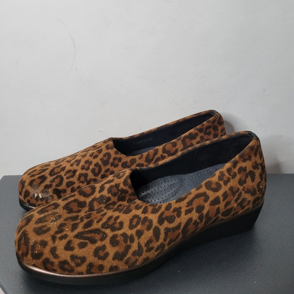 SAS Shoes - Sas Comfort Cheetah Print Loafers Size 9W